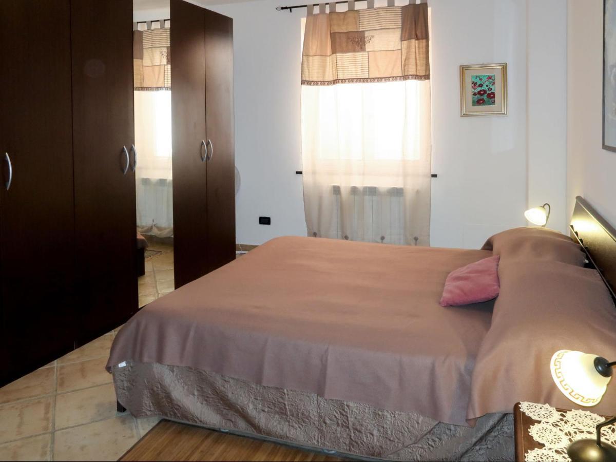 Apartment Samuele By Interhome Civezza Ngoại thất bức ảnh